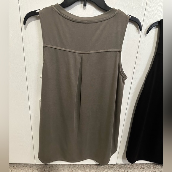 2 Stylus Crew Neck Sleeveless Tank Top Mushroom ans Black Size M NWT - Picture 5 of 8